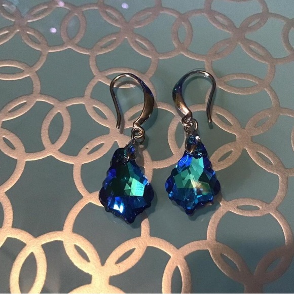 Blue Faceted Faux Gemstone Drop Earrings - Picture 2 of 3